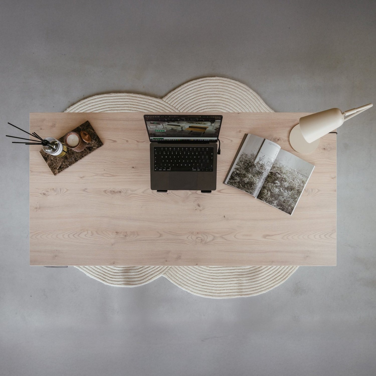 Echo | Standing Desk - IVONO